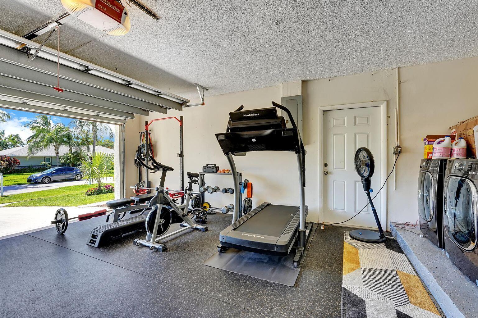 RIDGEWOOD ESTATES - Residential Lease