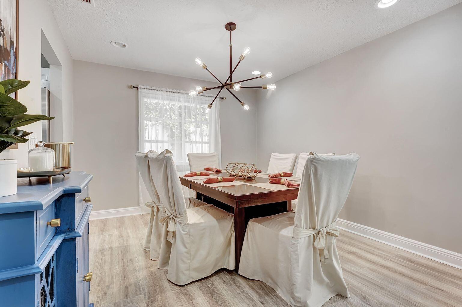 RIDGEWOOD ESTATES - Residential Lease
