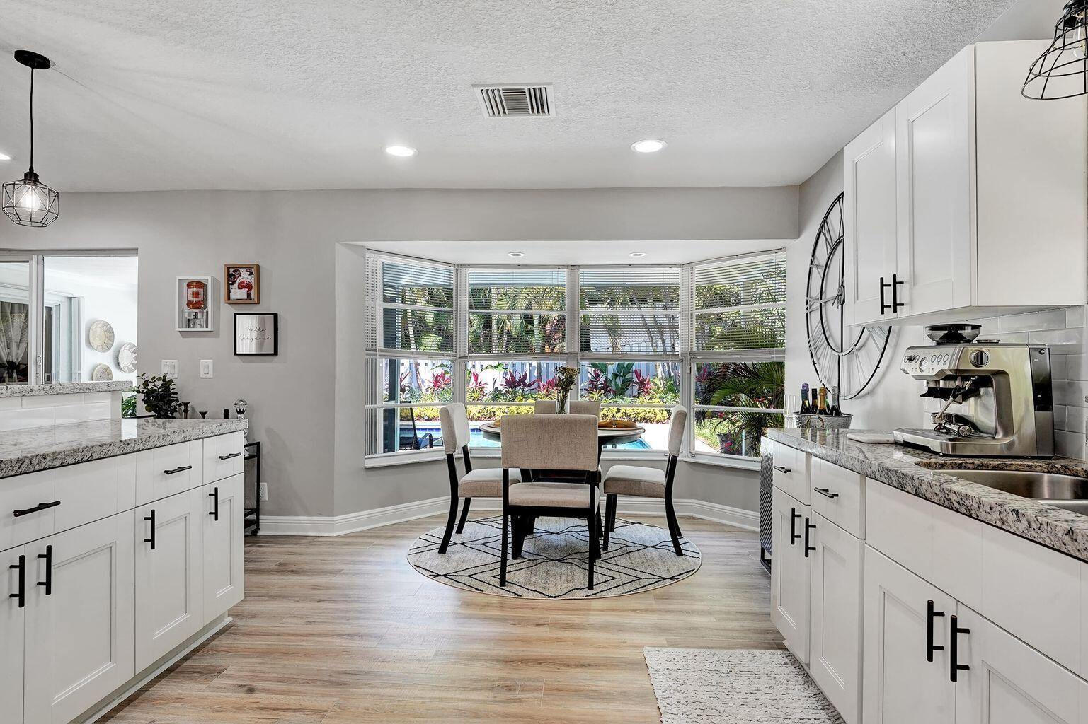 RIDGEWOOD ESTATES - Residential Lease