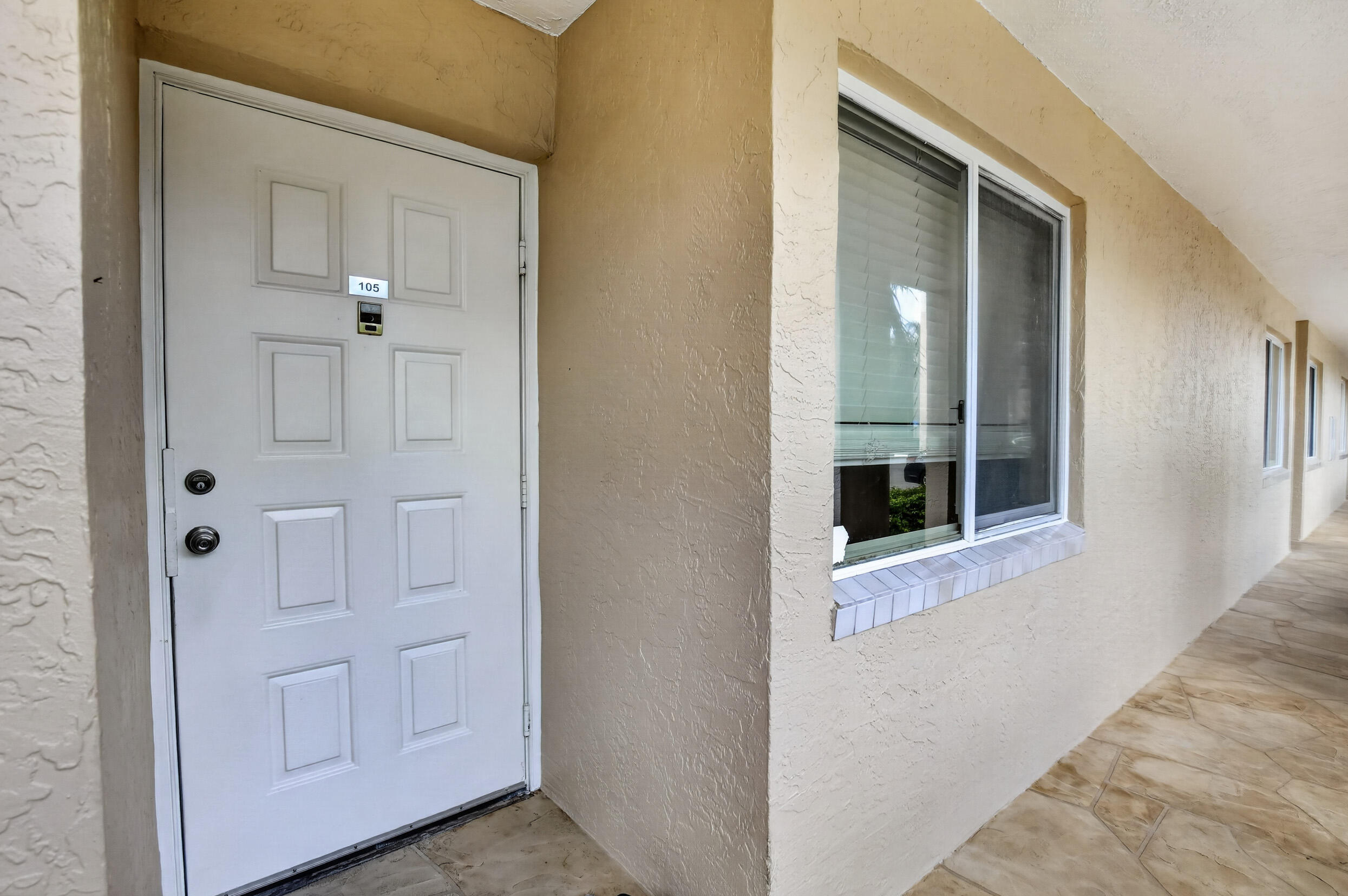 SUNRISE LAKES 197 CONDO - Residential