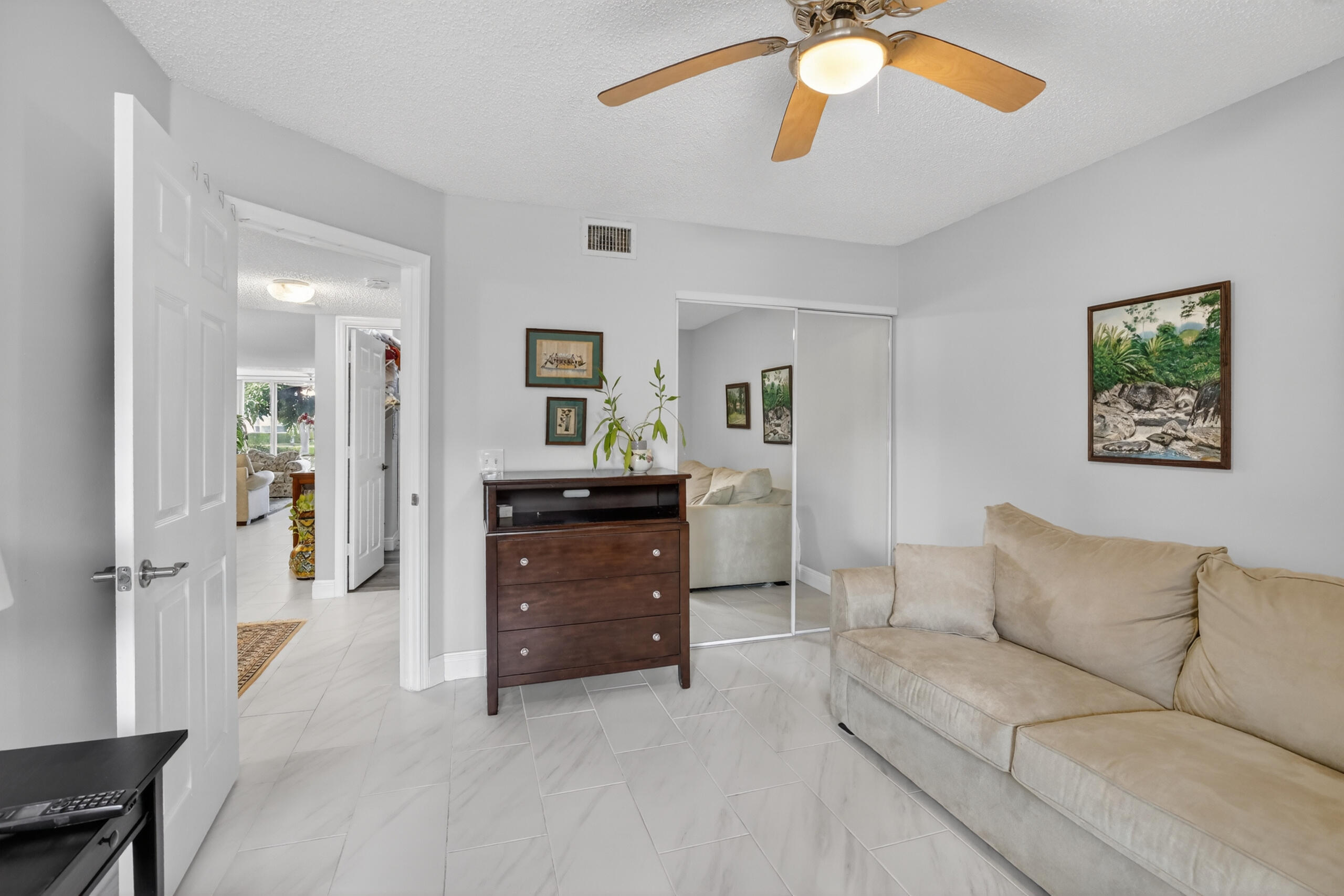 SUNRISE LAKES 197 CONDO - Residential