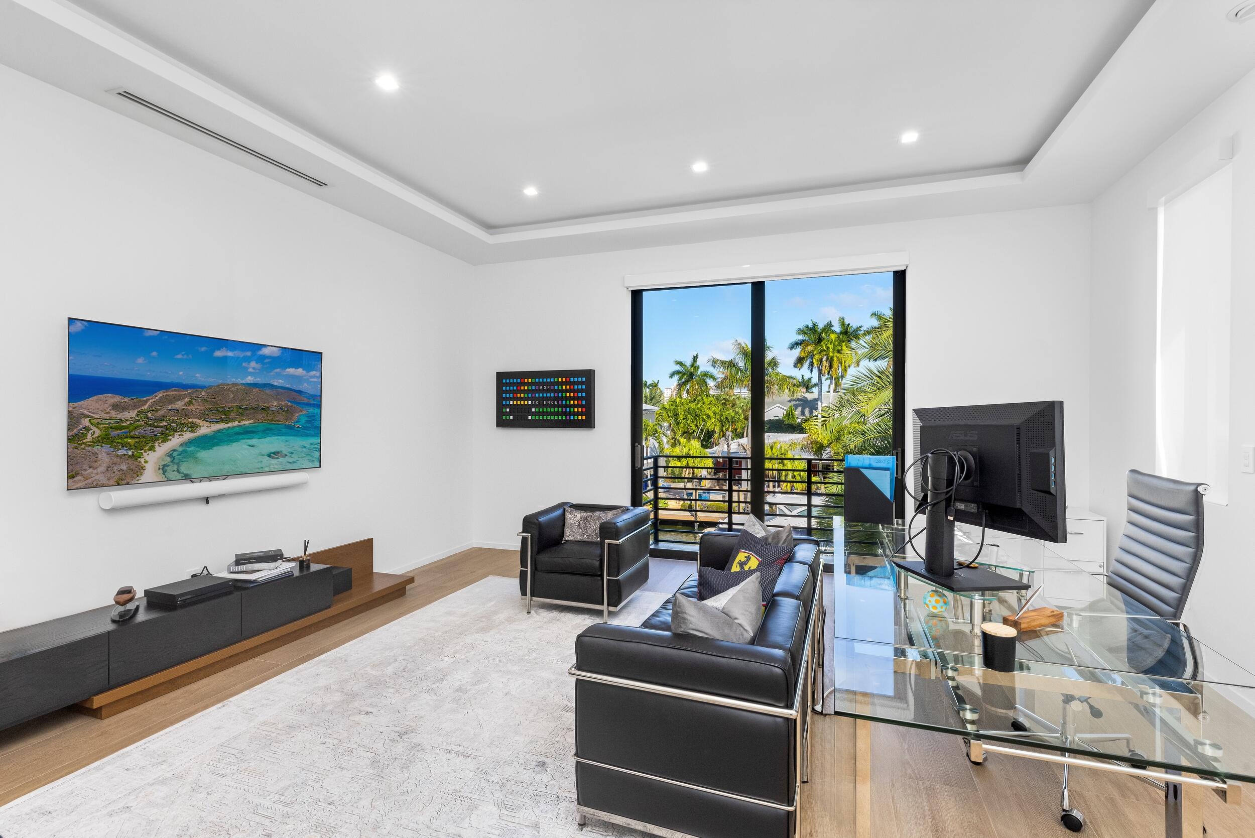 Venice 8-12 B - Residential