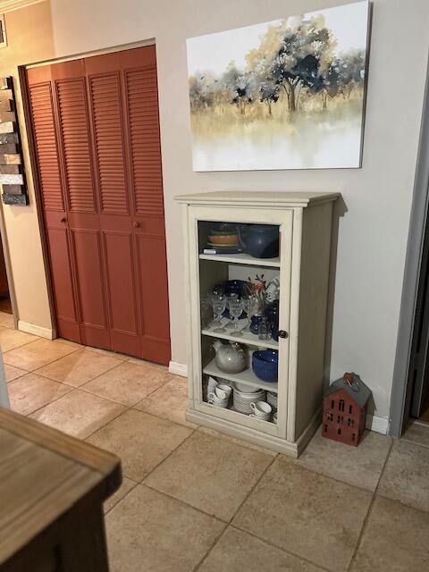 LAKE CLARKE GARDENS CONDO 25 - Residential