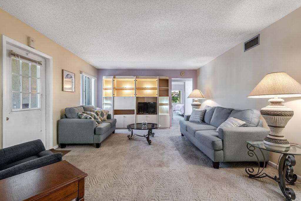 PINE RIDGE SOUTH 1 - Residential