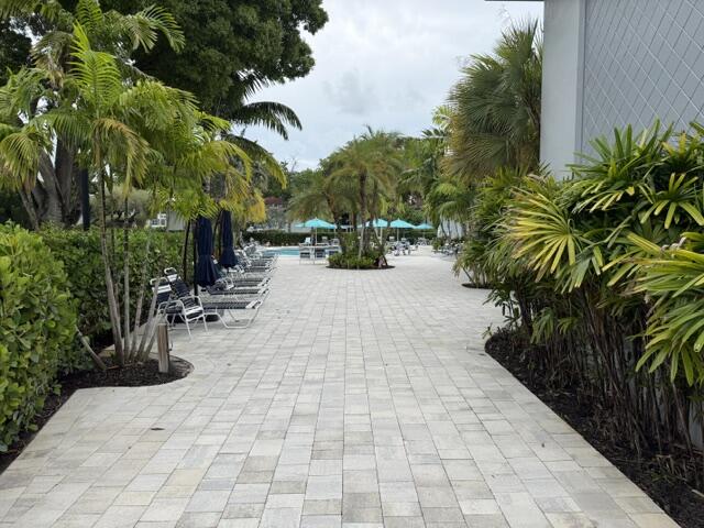 VILLAGES OF ORIOLE DEAUVILLE CONDO - Residential