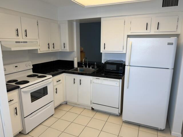 VILLAGES OF ORIOLE DEAUVILLE CONDO - Residential