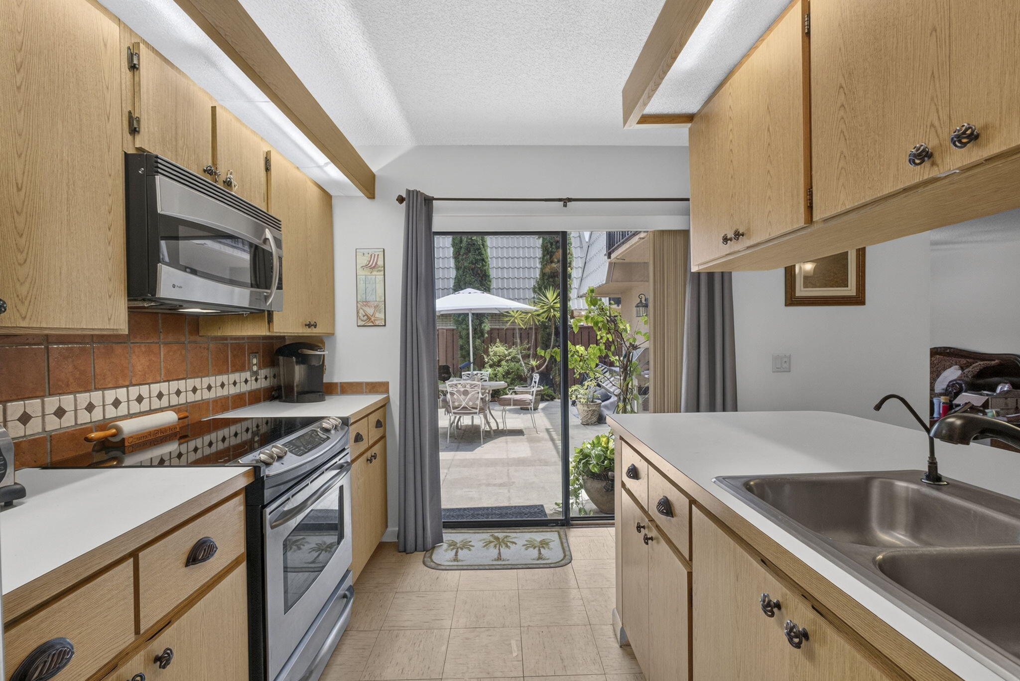 VILLAGE OF SANDALWOOD LAKES SOUTH - Residential