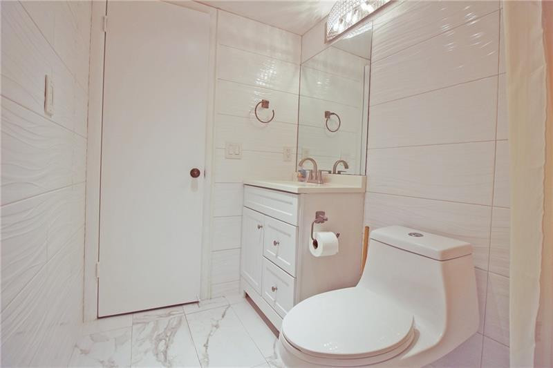 WESTBURY I CONDO UNIT 147 - Residential