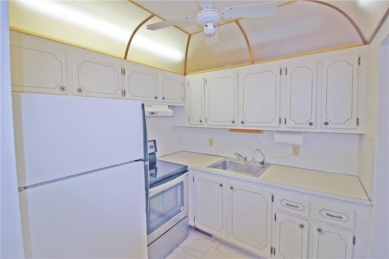 WESTBURY I CONDO UNIT 147 - Residential