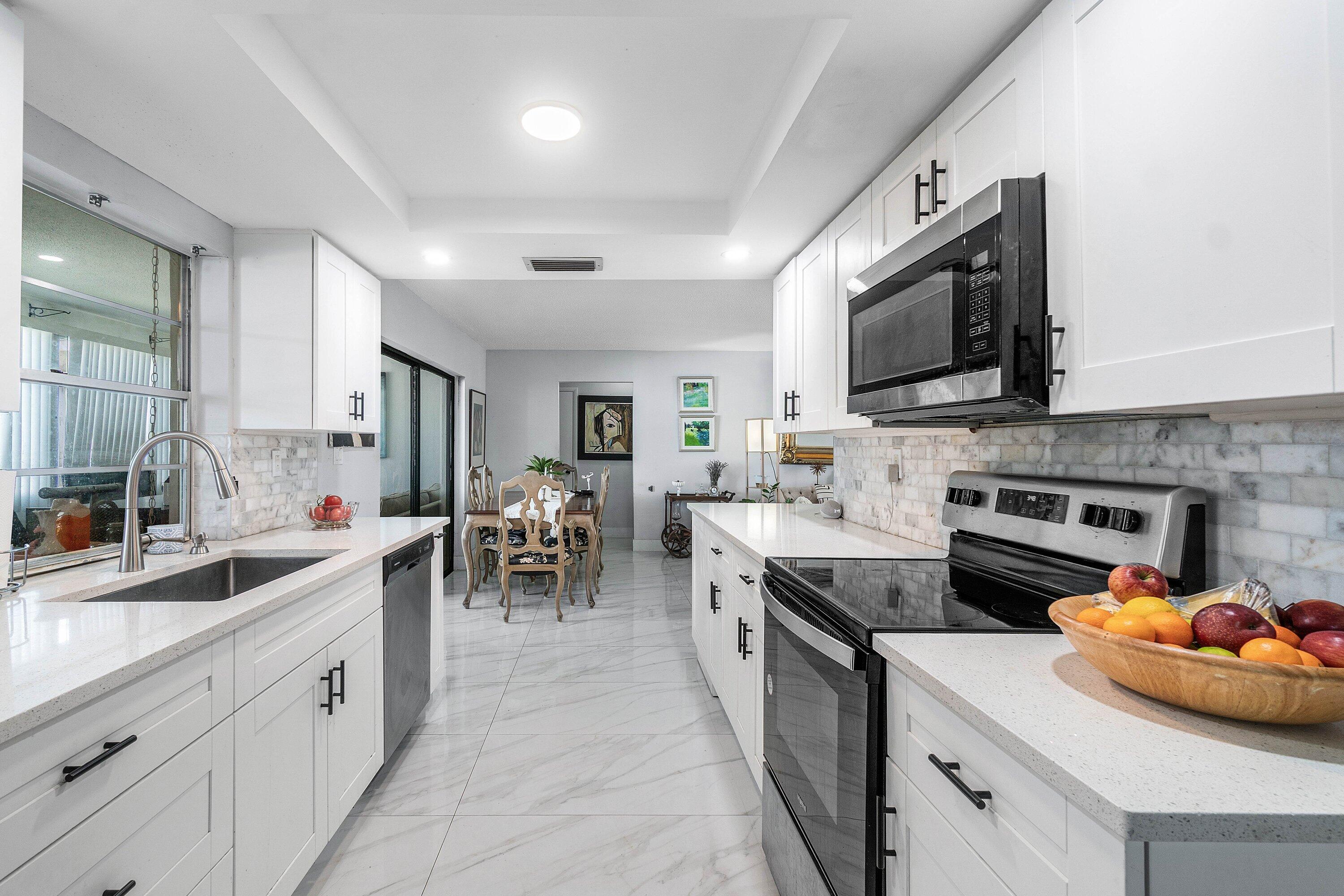 PALM BEACH LEISUREVILLE SEC 2 - Residential