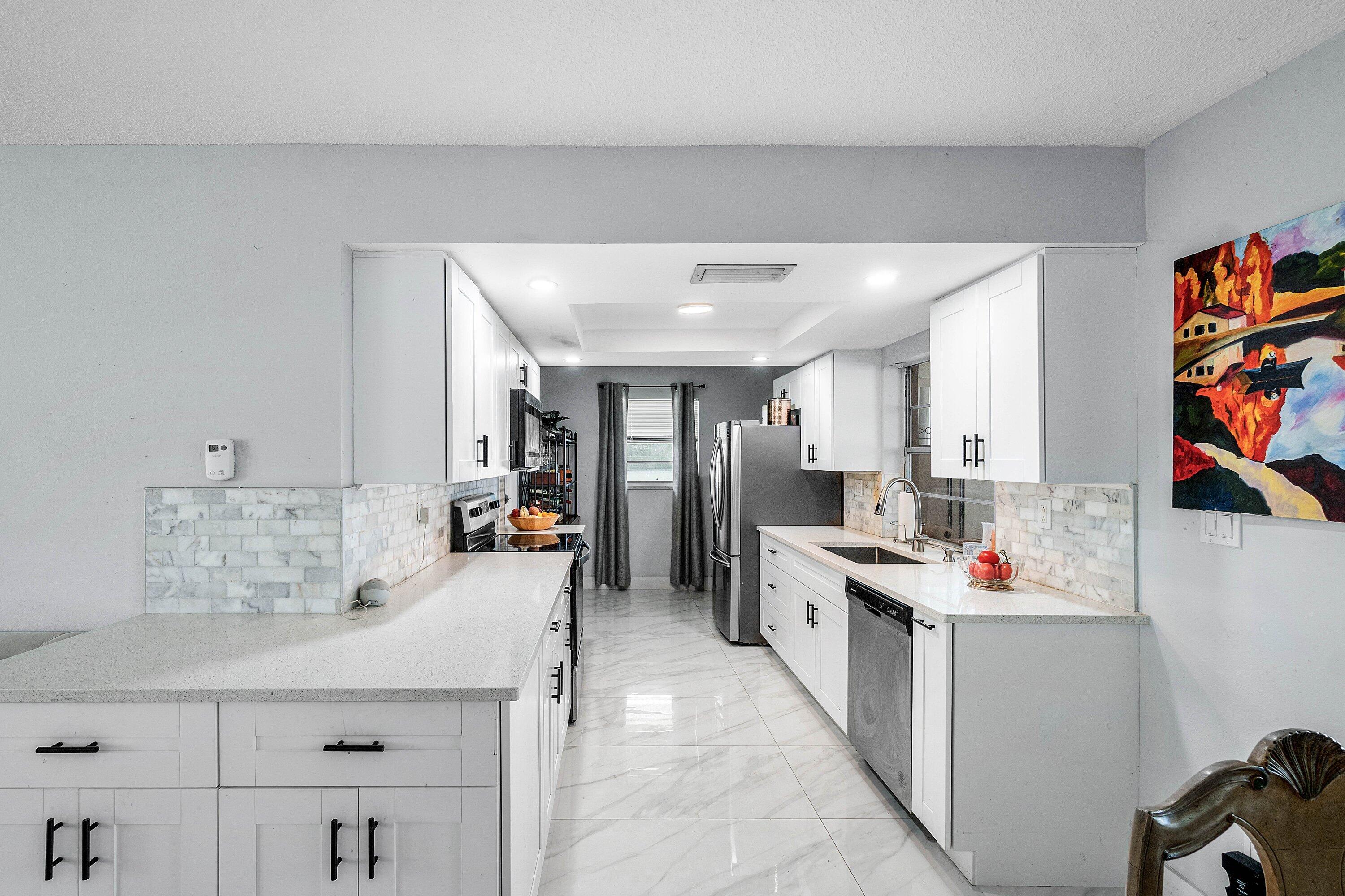 PALM BEACH LEISUREVILLE SEC 2 - Residential