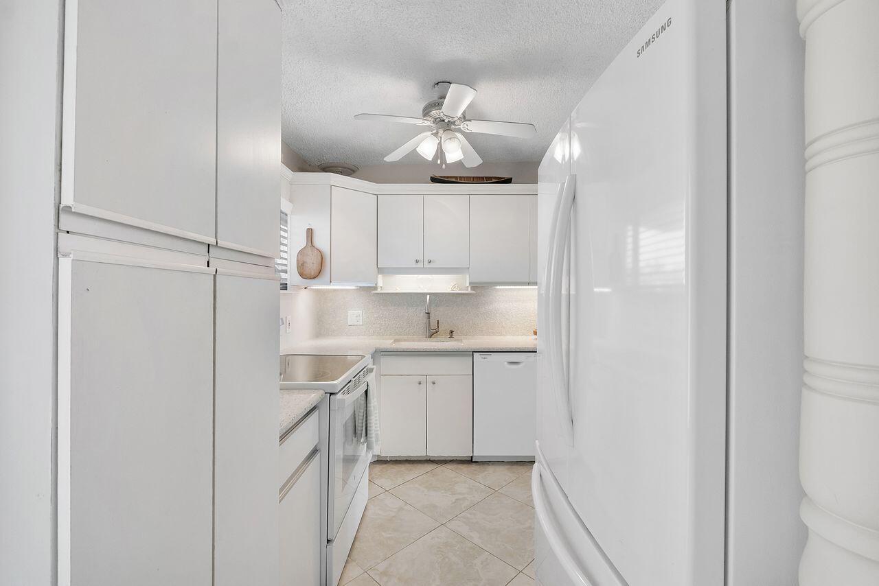 COVE BEACH CLUB CO-OP - Residential