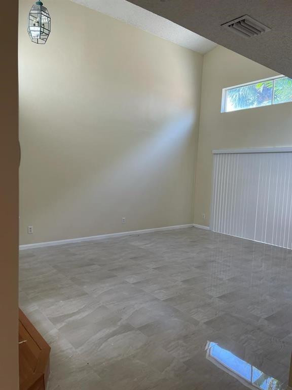 SILVER LAKES PHASE III - Residential Lease