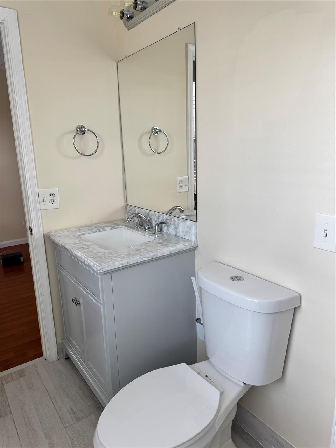SILVER LAKES PHASE III - Residential Lease