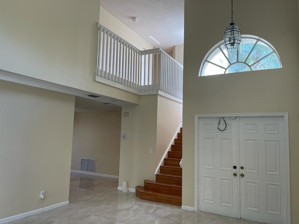 SILVER LAKES PHASE III - Residential Lease