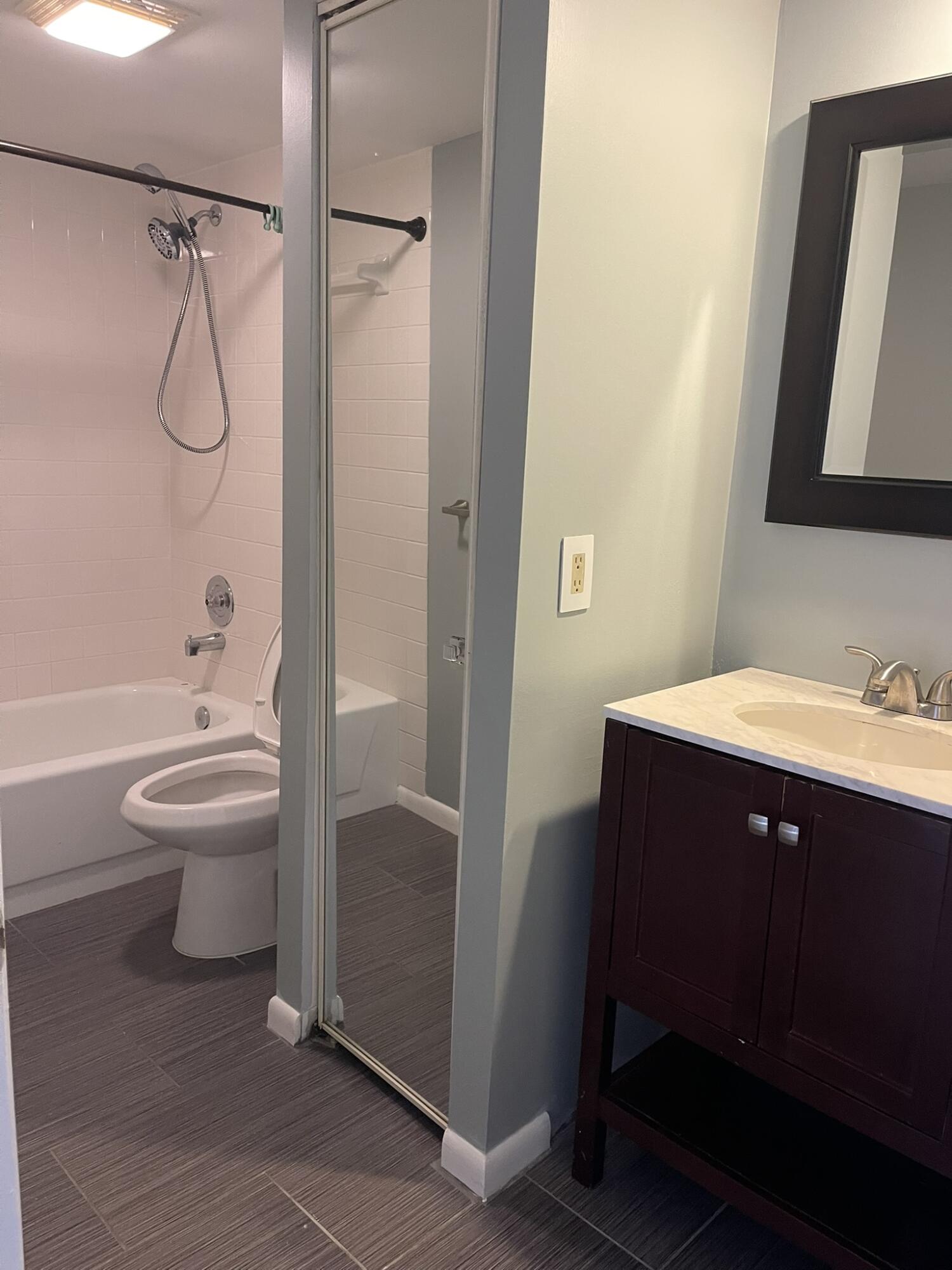 VILLAGE OF SANDALWOOD LAKES 2 - Residential Lease