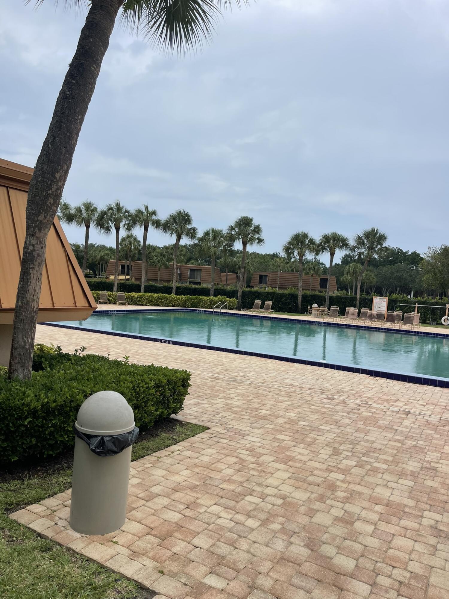 VILLAGE OF SANDALWOOD LAKES 2 - Residential Lease