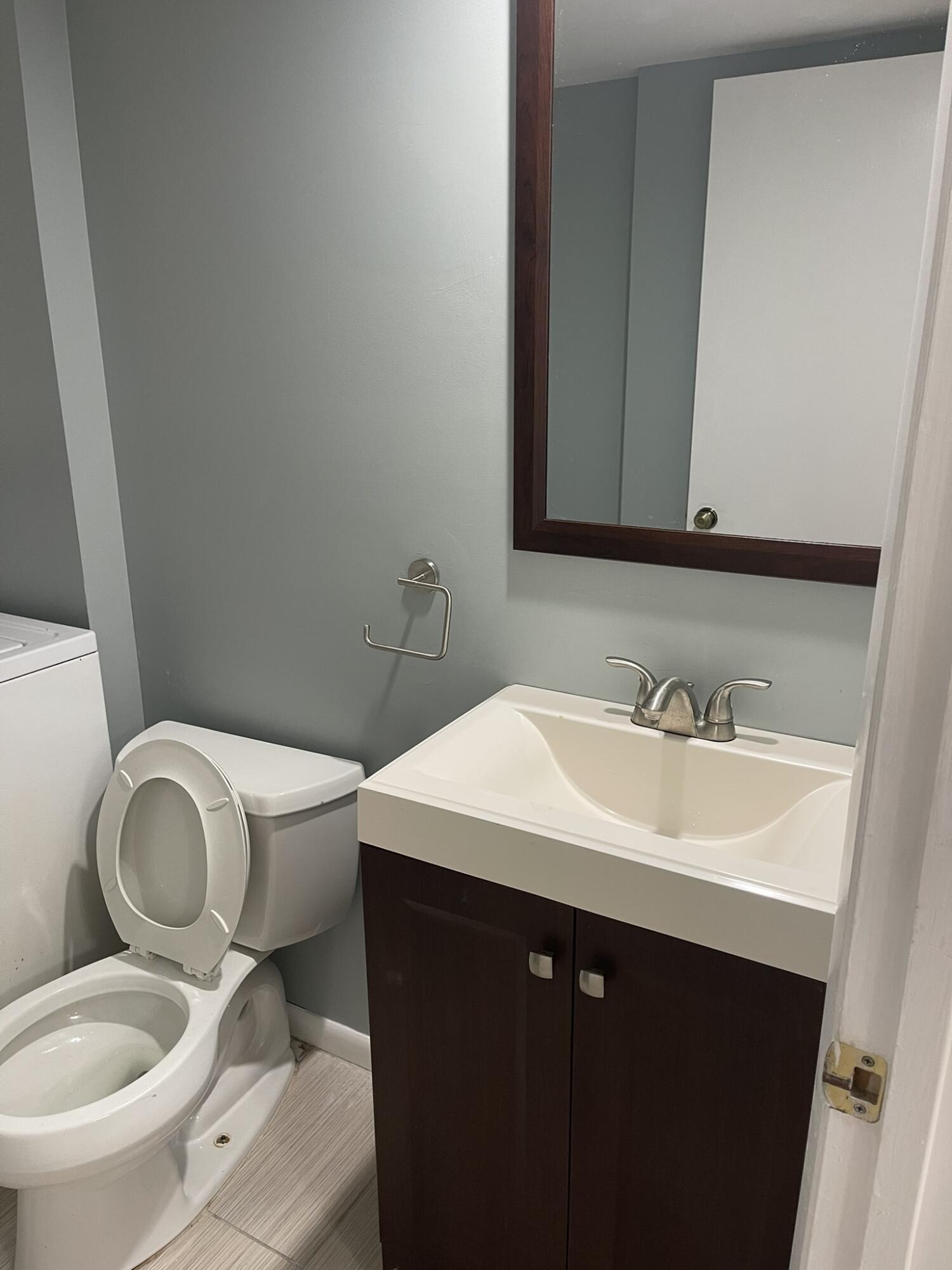 VILLAGE OF SANDALWOOD LAKES 2 - Residential Lease
