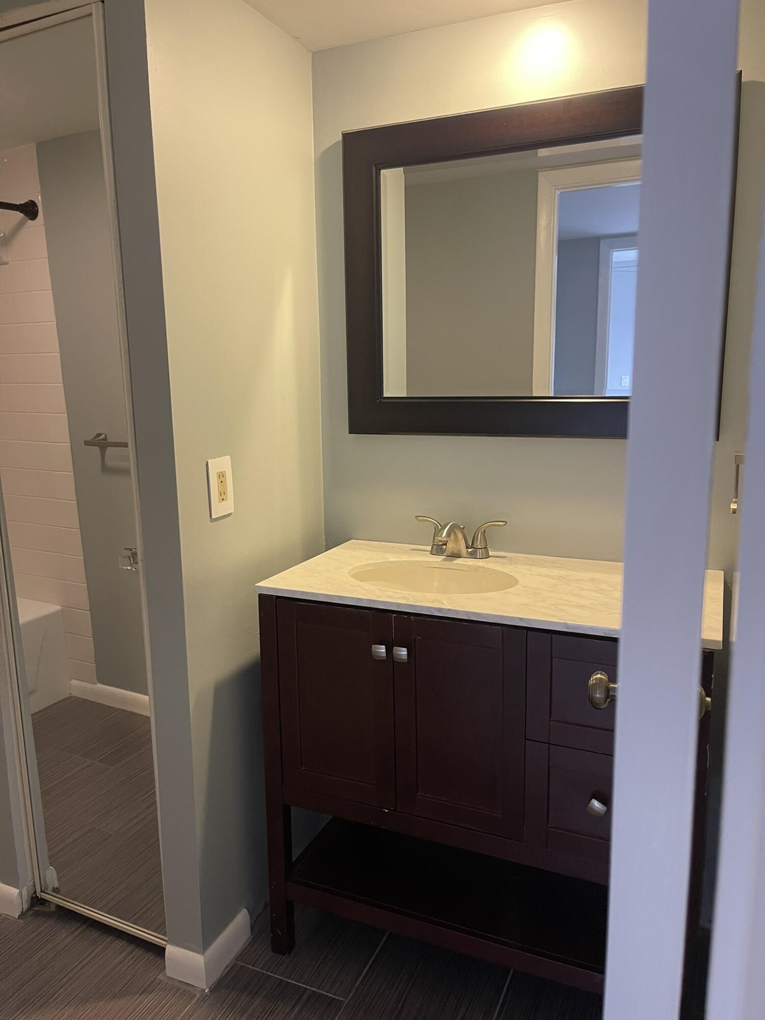 VILLAGE OF SANDALWOOD LAKES 2 - Residential Lease