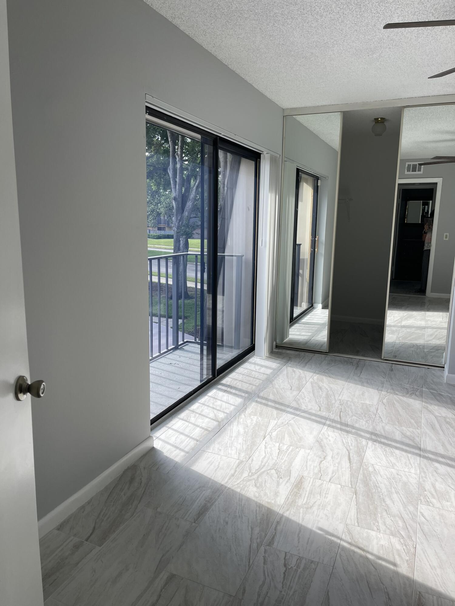 VILLAGE OF SANDALWOOD LAKES 2 - Residential Lease