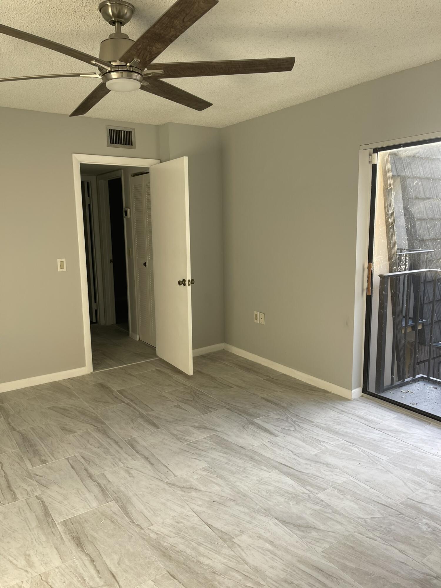 VILLAGE OF SANDALWOOD LAKES 2 - Residential Lease