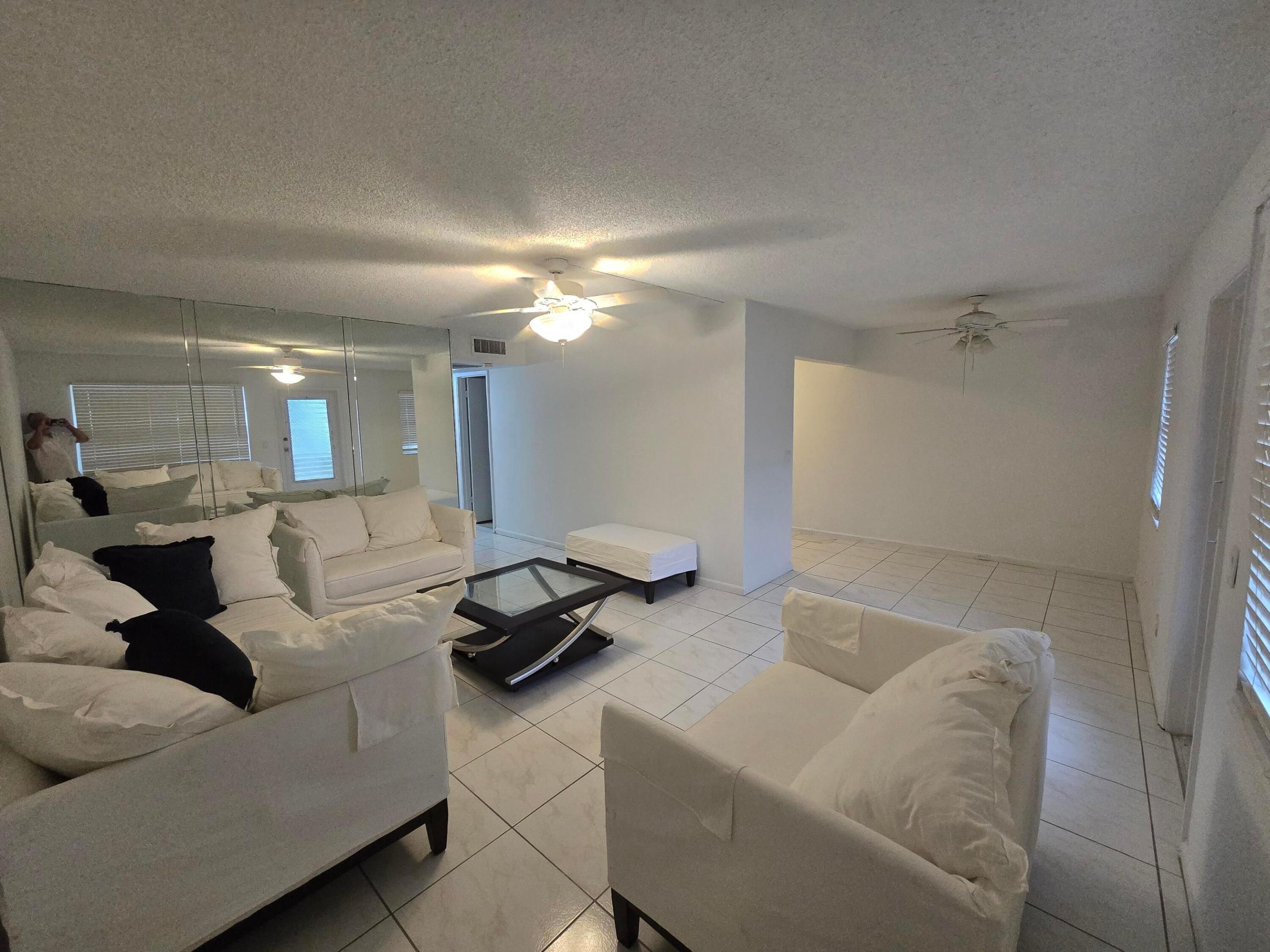 KENT CONDOS - Residential Lease