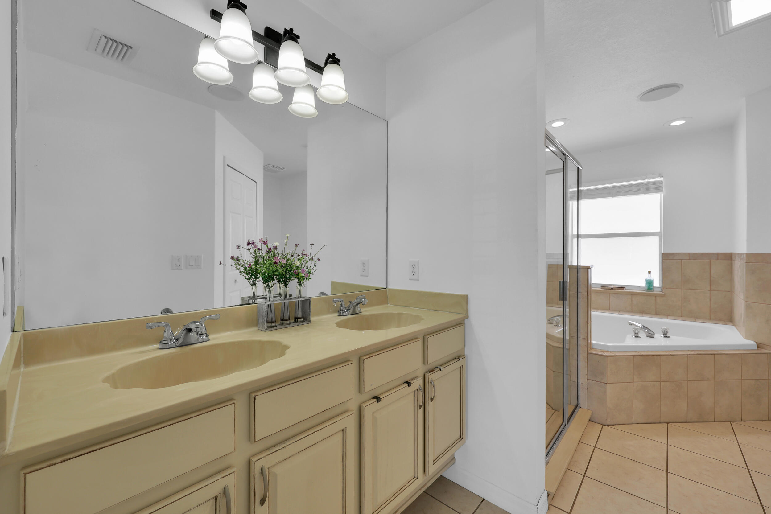 PORT ST LUCIE SECTION 35 - Residential Lease