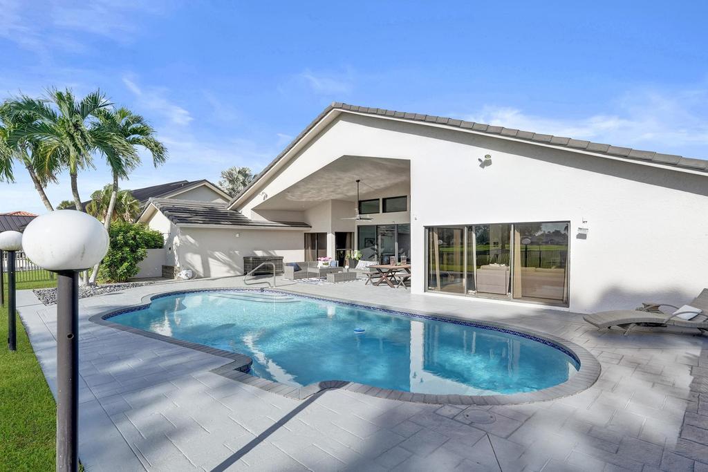 BOCA WOODS COUNTRY CLUB PH 3A - Residential