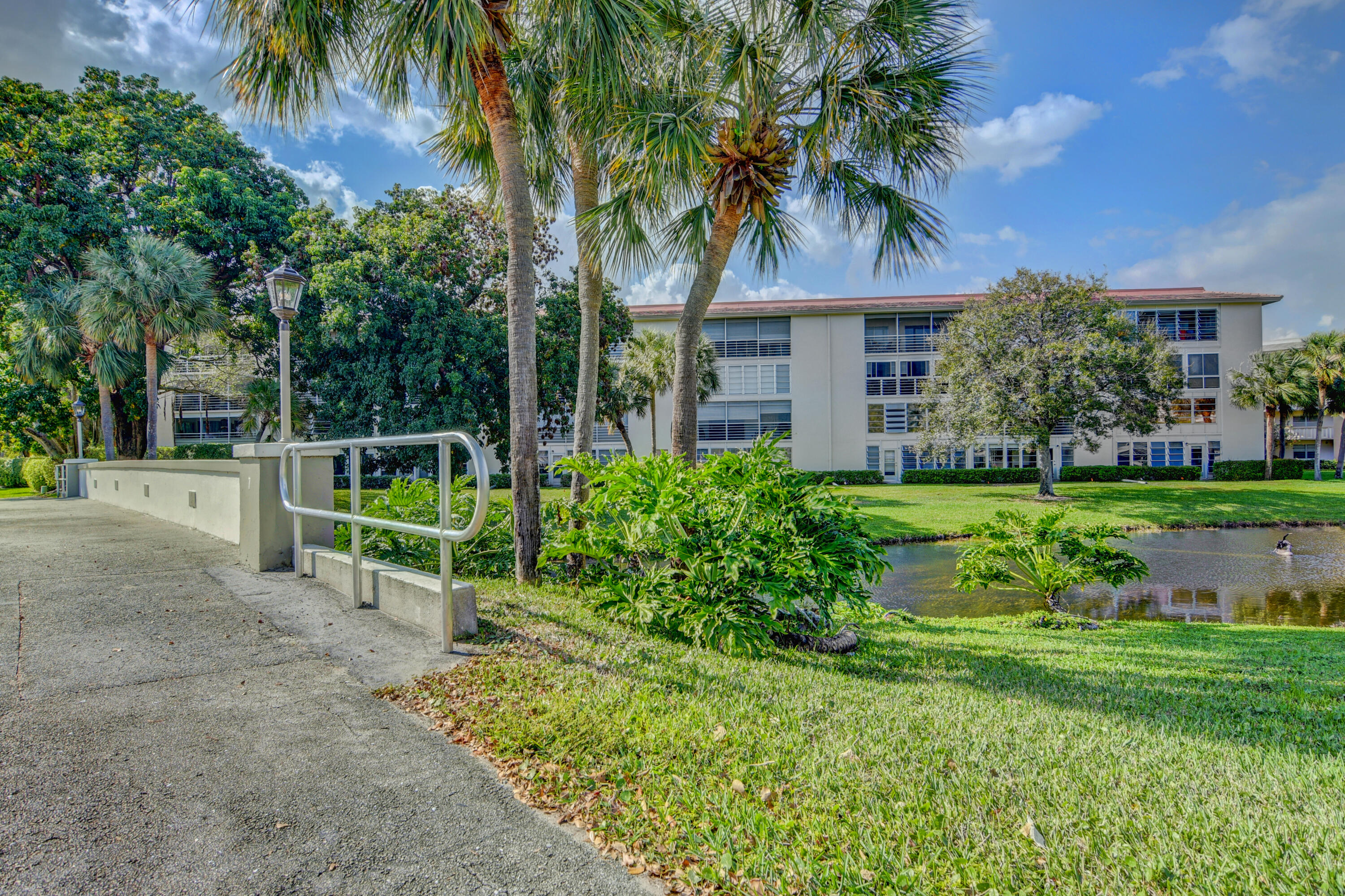 ABACO VILLAGE B CONDO - Residential