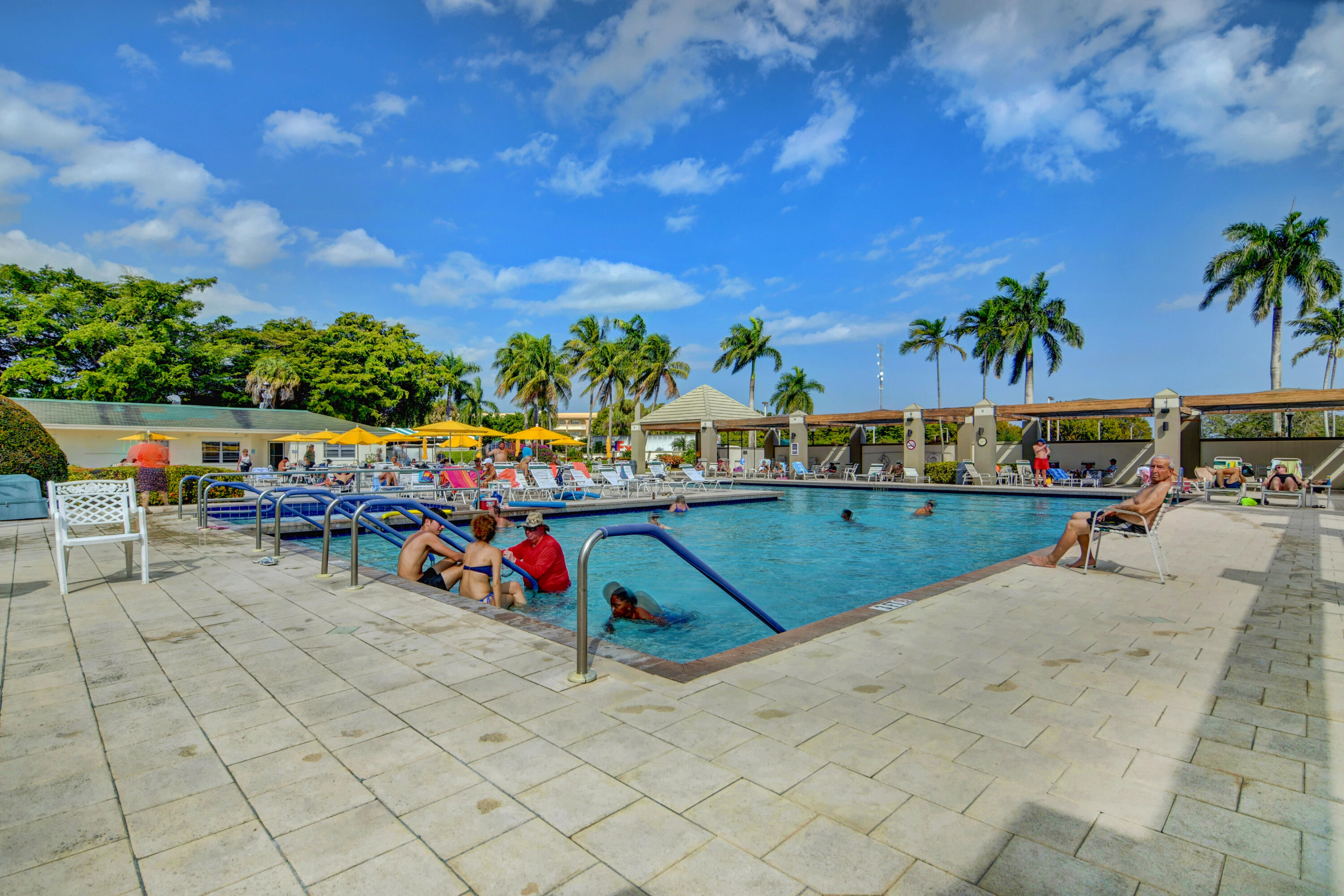 ABACO VILLAGE B CONDO - Residential