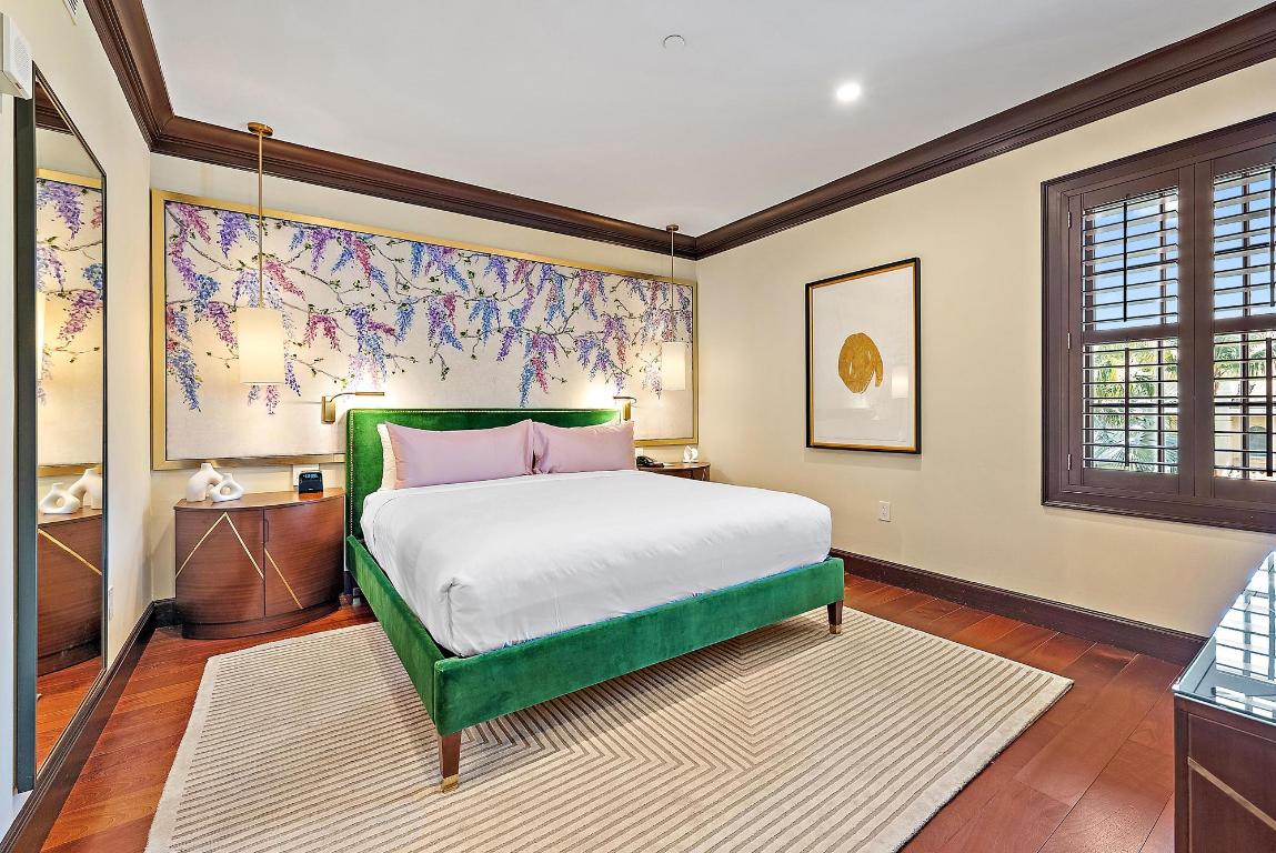 BRAZILIAN COURT HOTEL AND CONDO - Residential