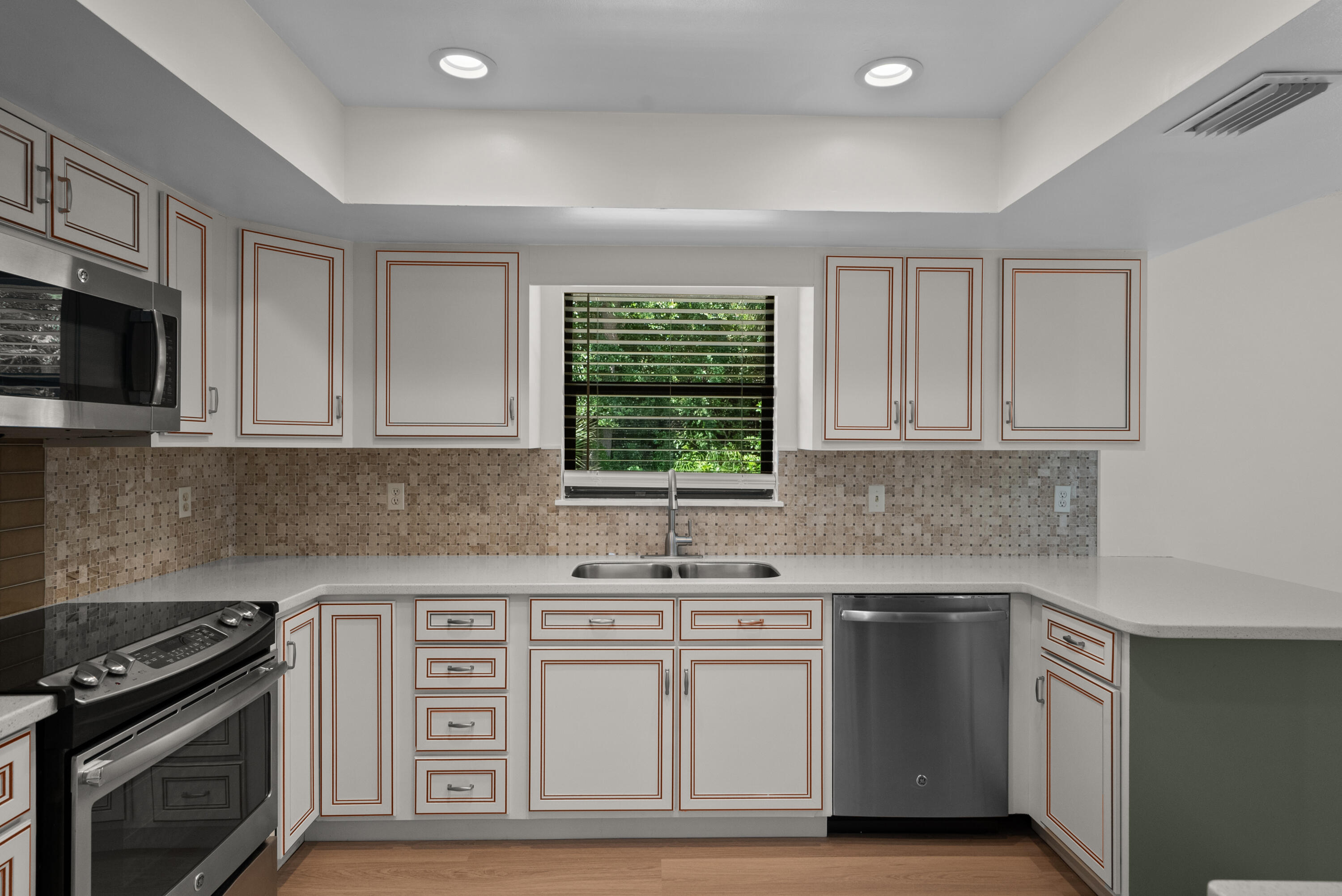 TERRACE GARDENS - Residential
