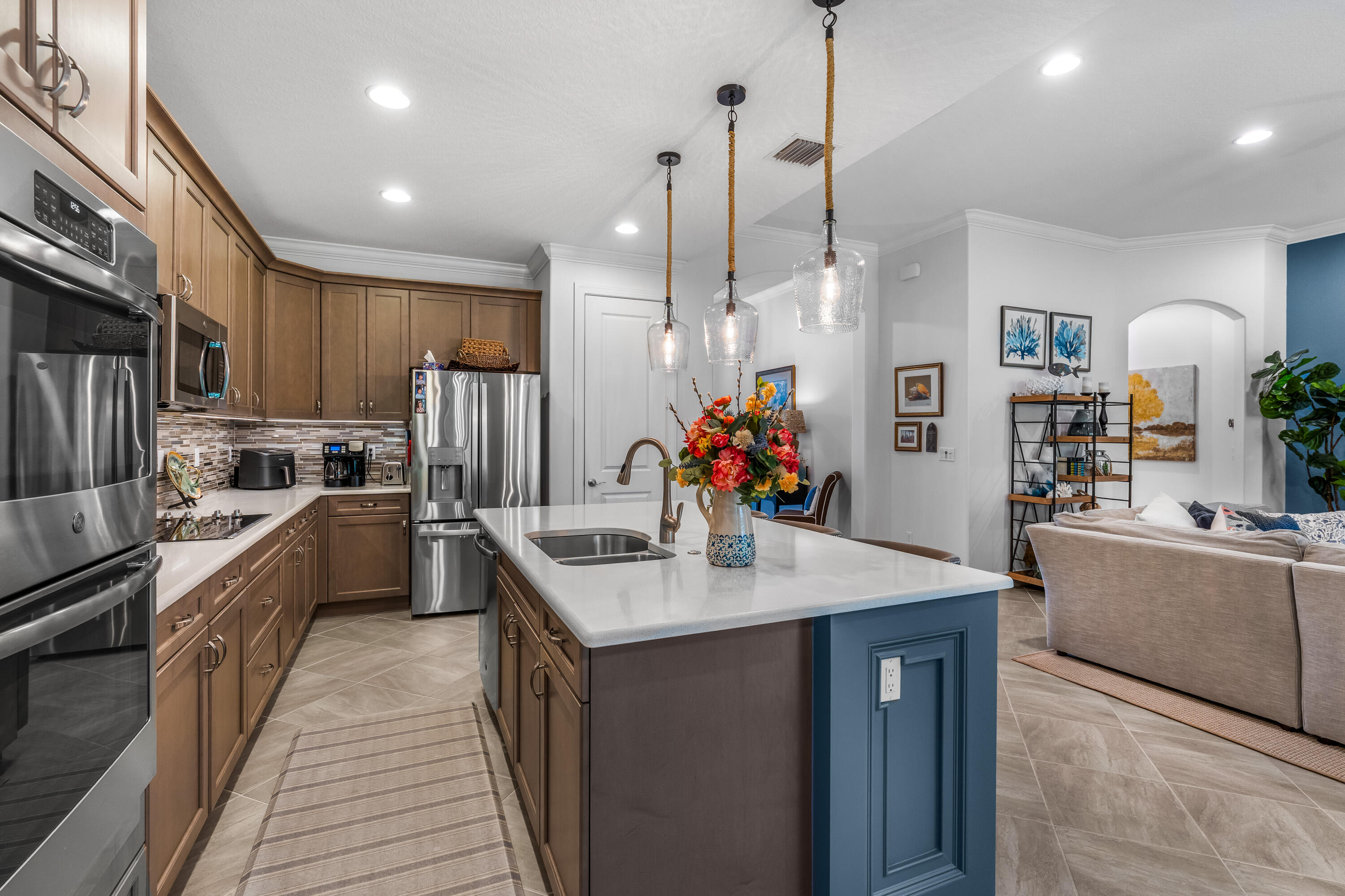 SEGOVIA LAKES PD REPLAT - Residential