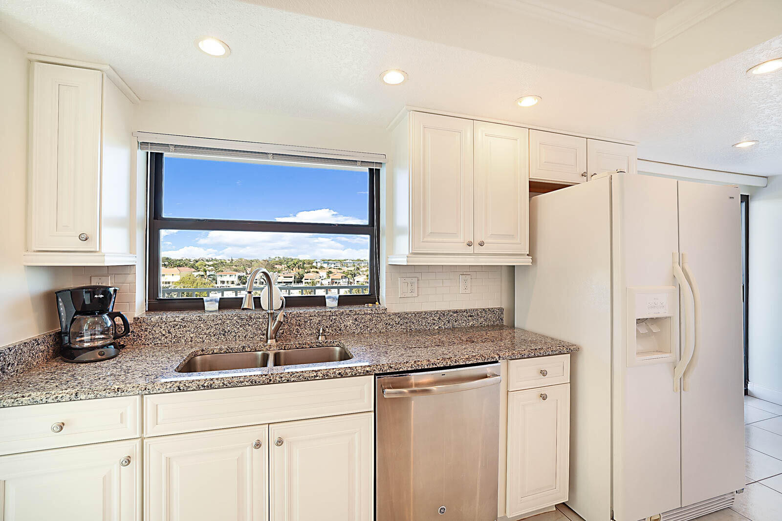 TRAFALGAR OF HIGHLAND BEACH CONDO - Residential Lease