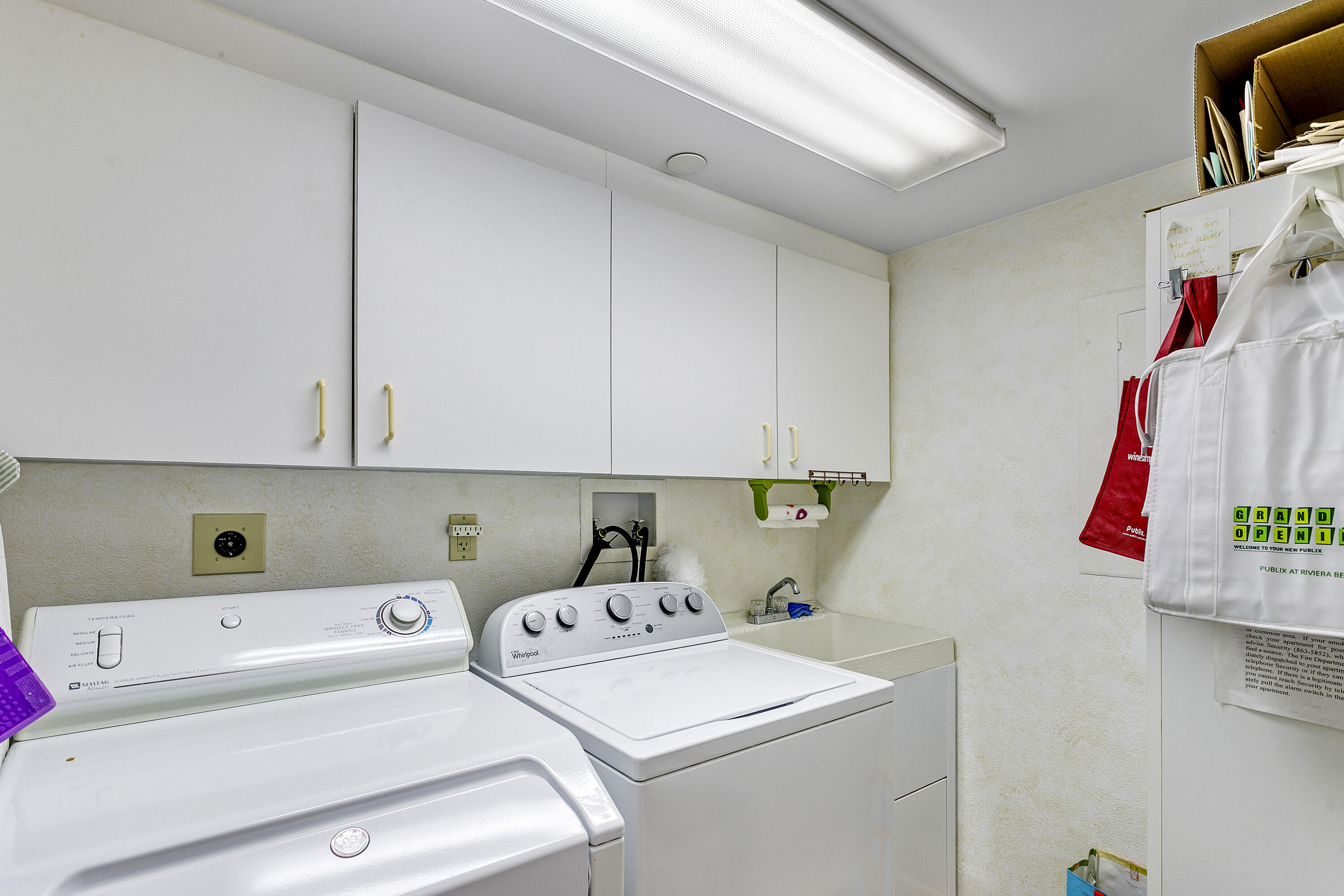 SEAWINDS CONDO - Residential