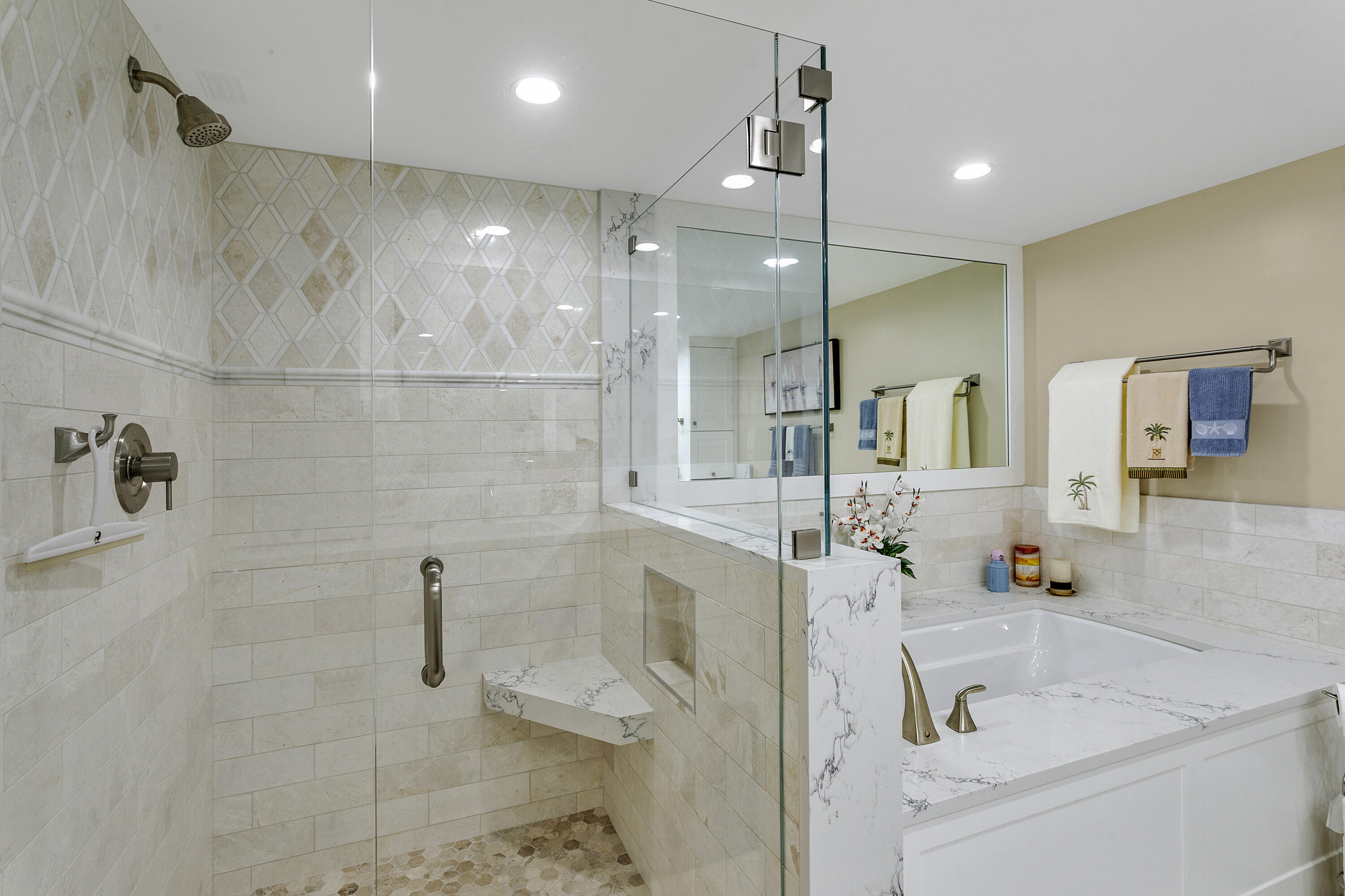 SEAWINDS CONDO - Residential