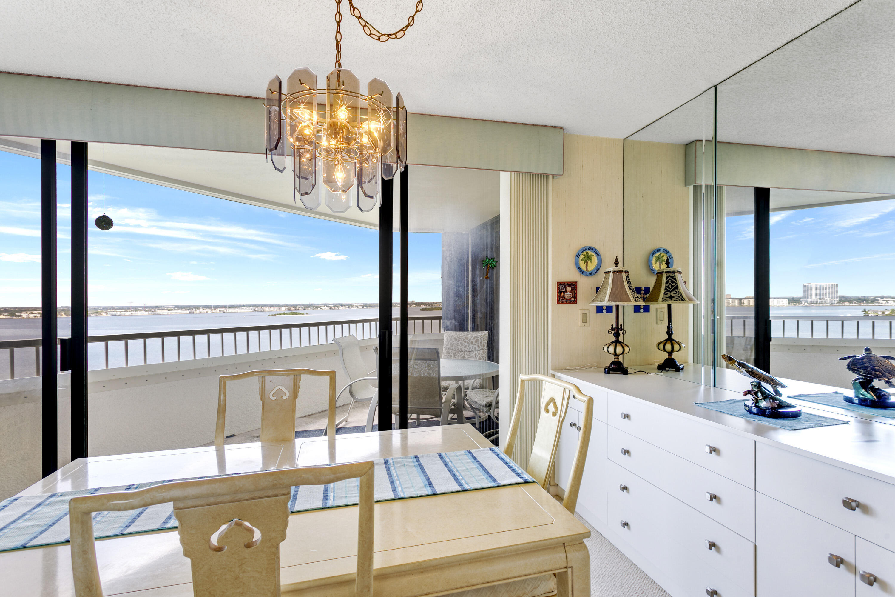 SEAWINDS CONDO - Residential