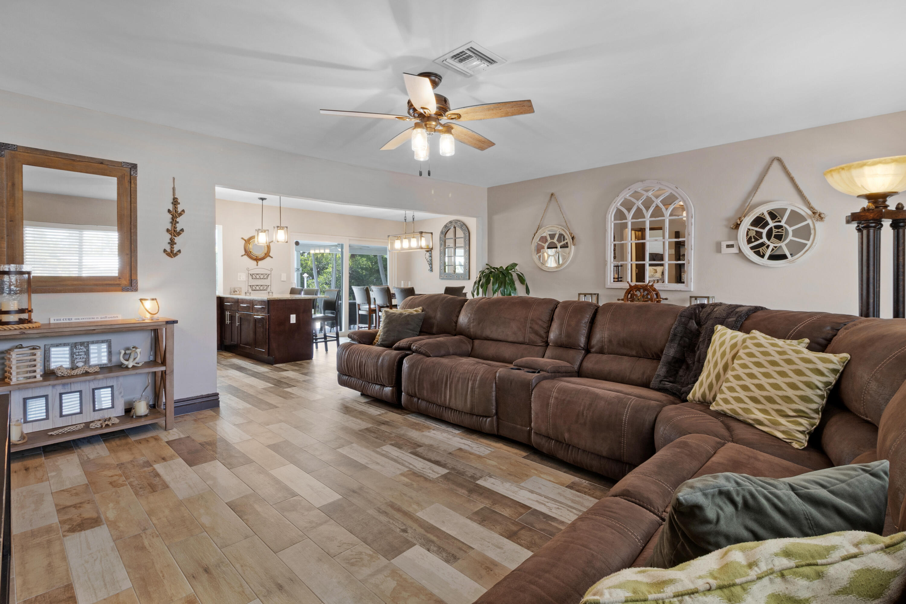 CYPRESS LAKE ESTATES - Residential