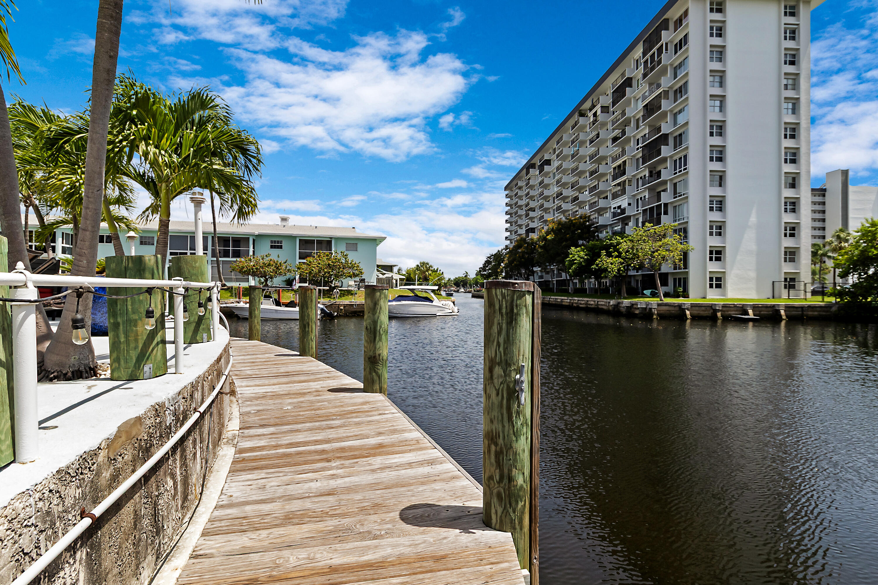 CYPRESS LAKE ESTATES - Residential