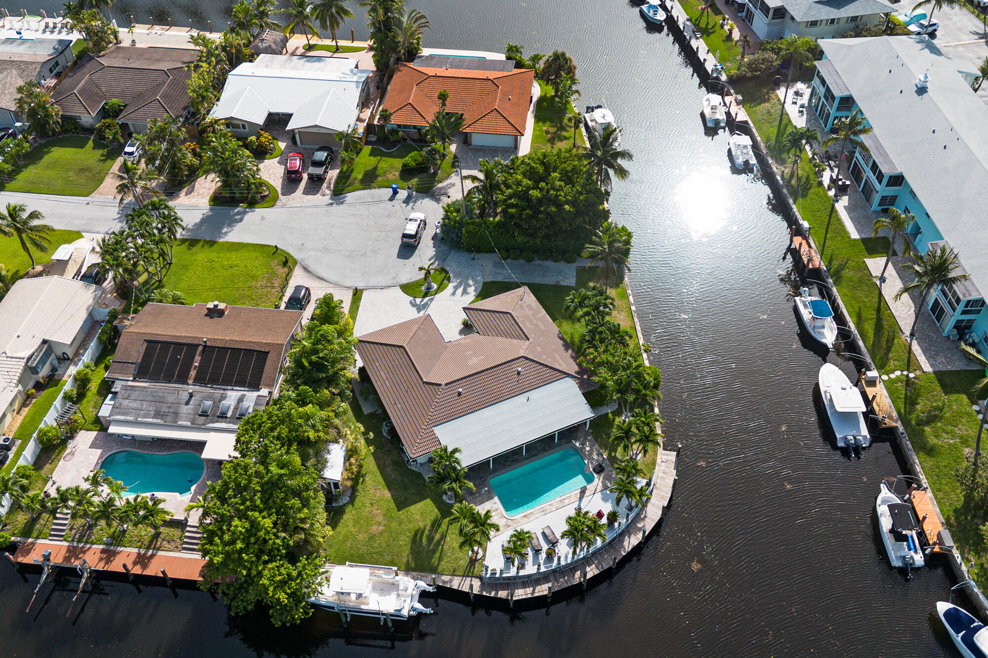 CYPRESS LAKE ESTATES - Residential