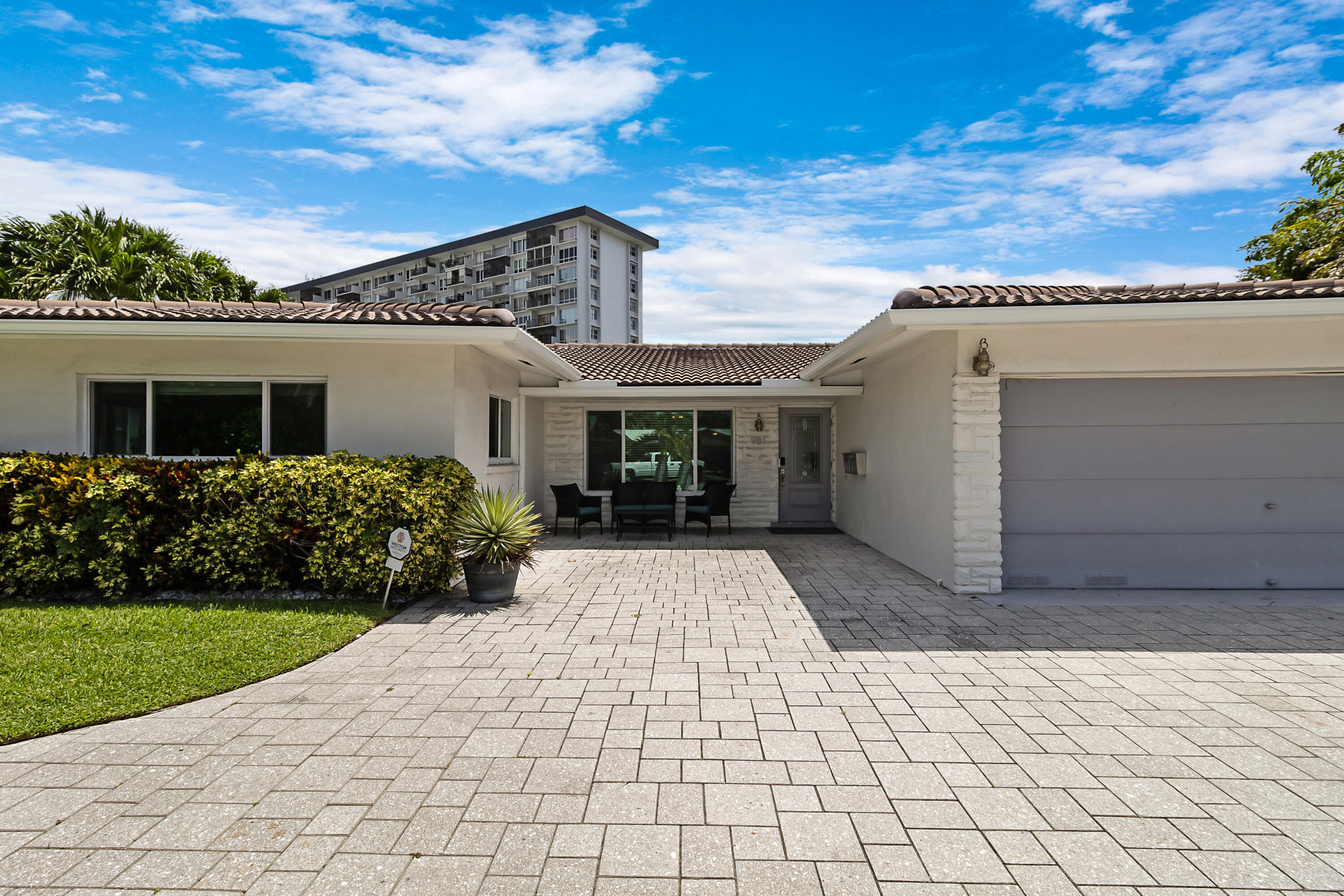 CYPRESS LAKE ESTATES - Residential