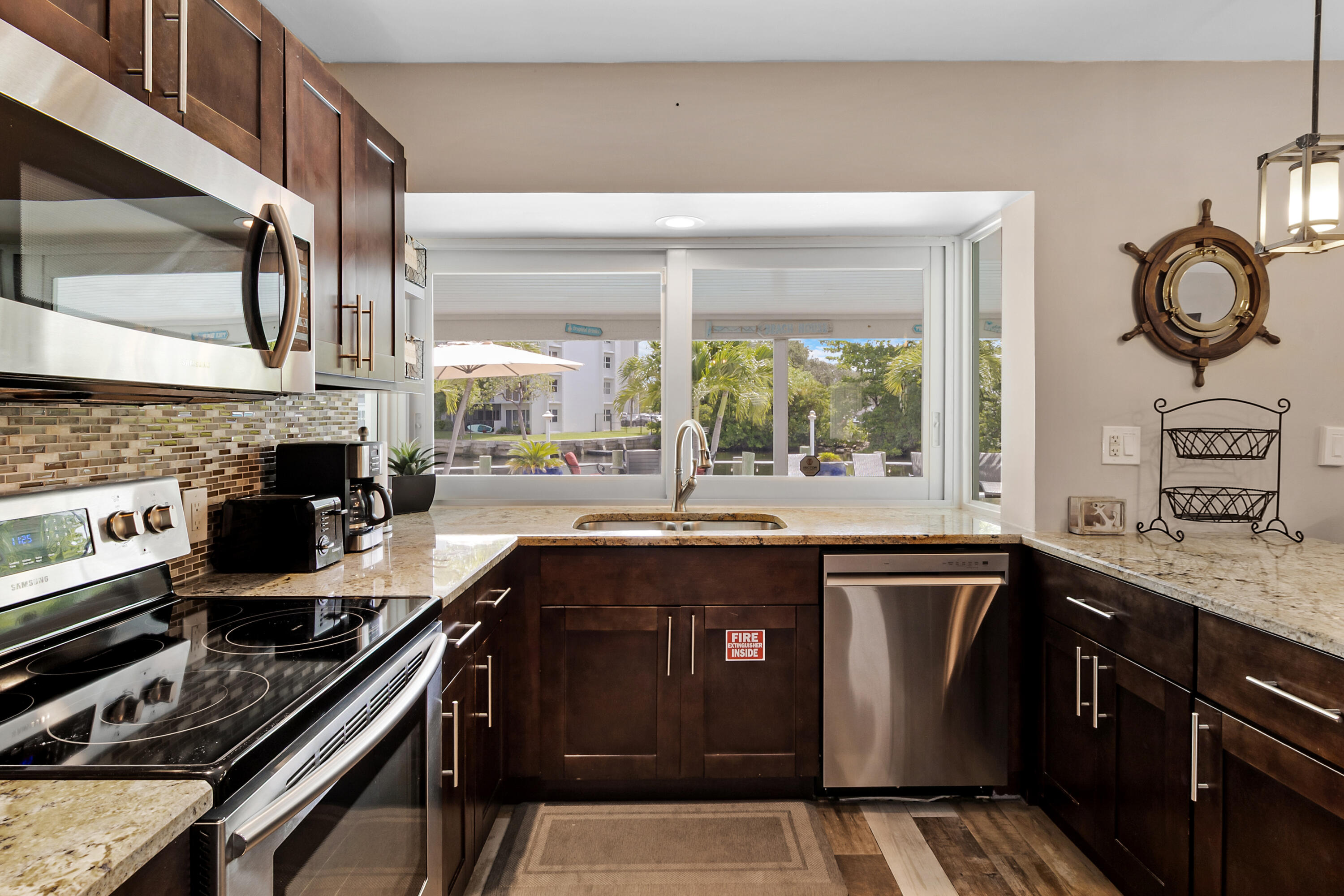 CYPRESS LAKE ESTATES - Residential