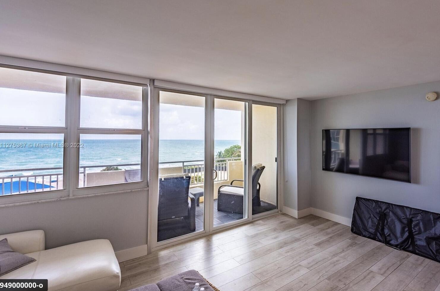 PARKER DORADO CONDO - Residential