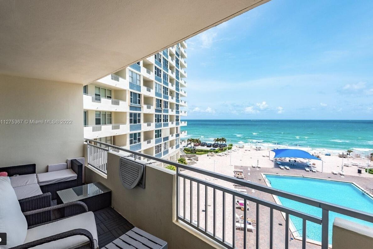 PARKER DORADO CONDO - Residential