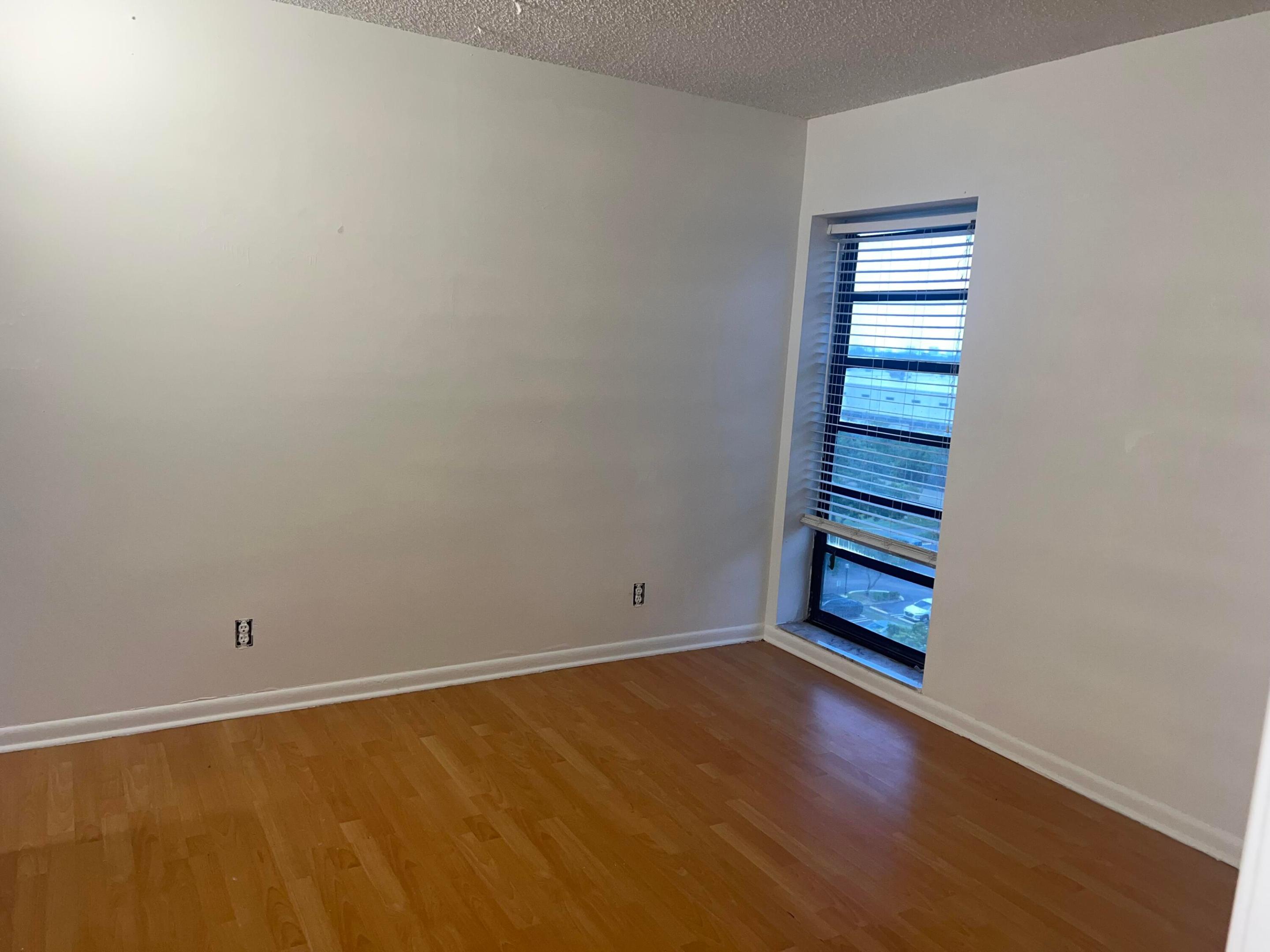 CYPRESS BEND CONDOMINIUM II - Residential
