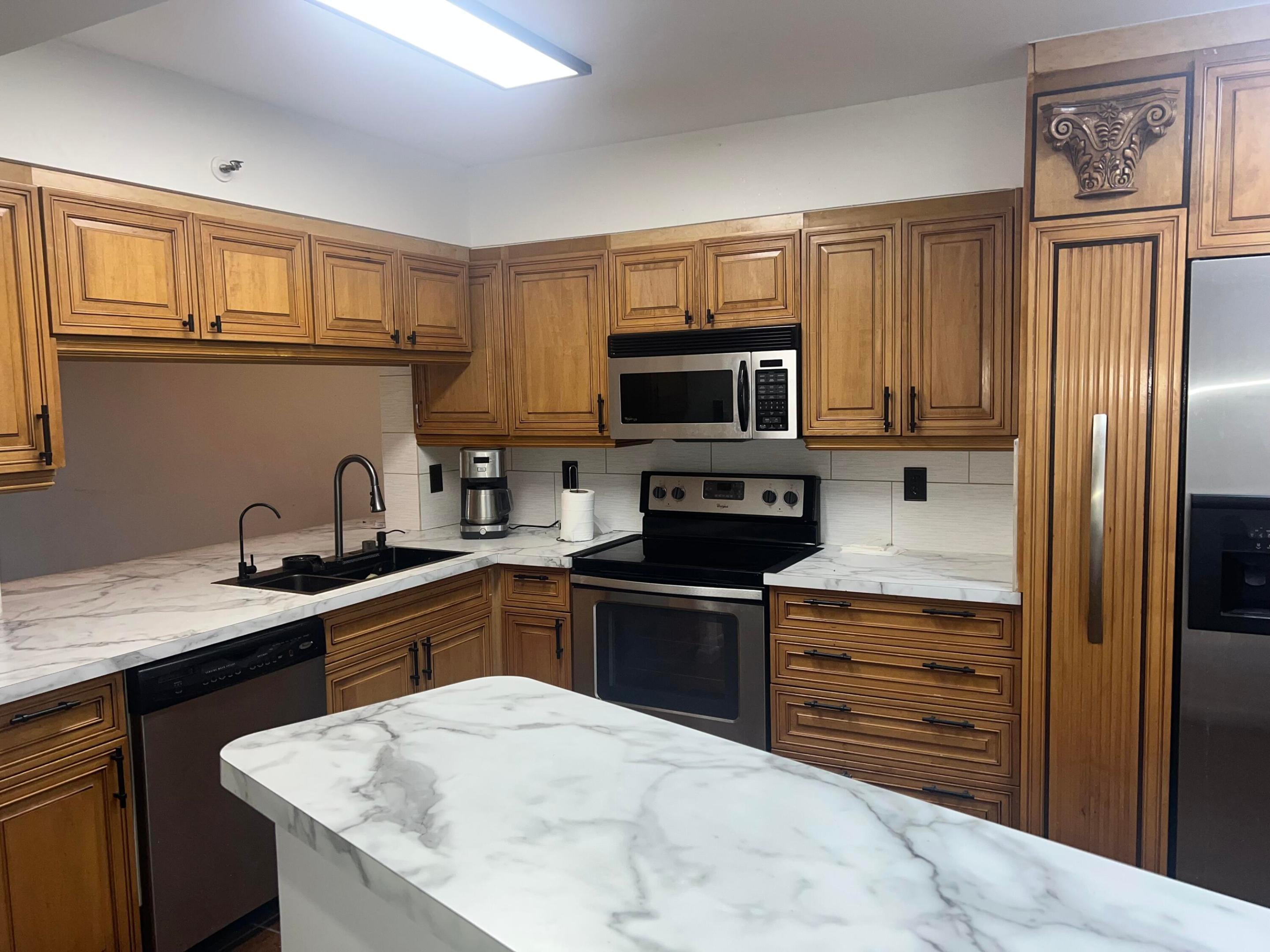 CYPRESS BEND CONDOMINIUM II - Residential
