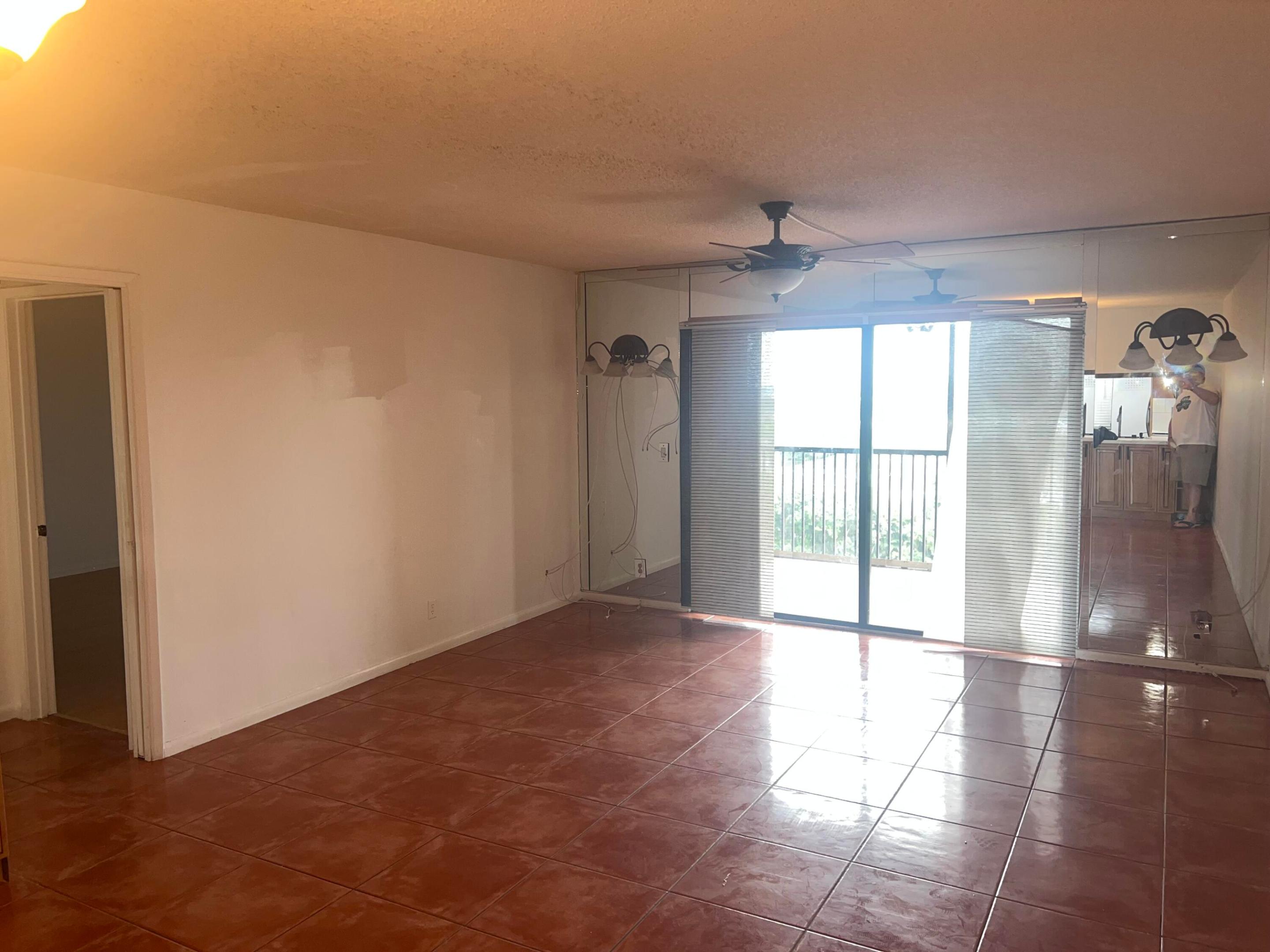 CYPRESS BEND CONDOMINIUM II - Residential