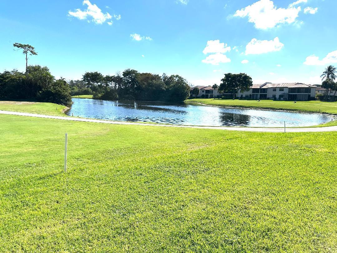 FAIRWAYS of BOCA LAGO CONDO - Residential