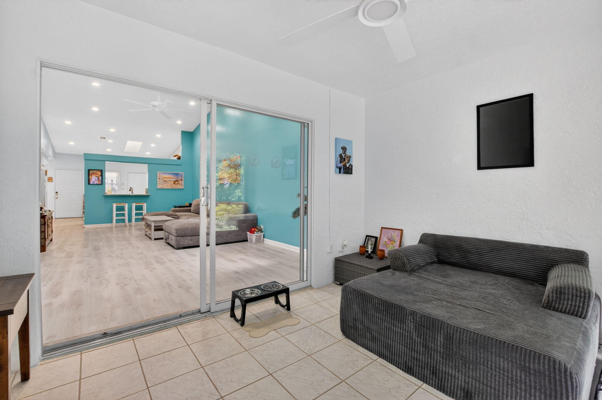 HUNTINGTON POINTE - Residential