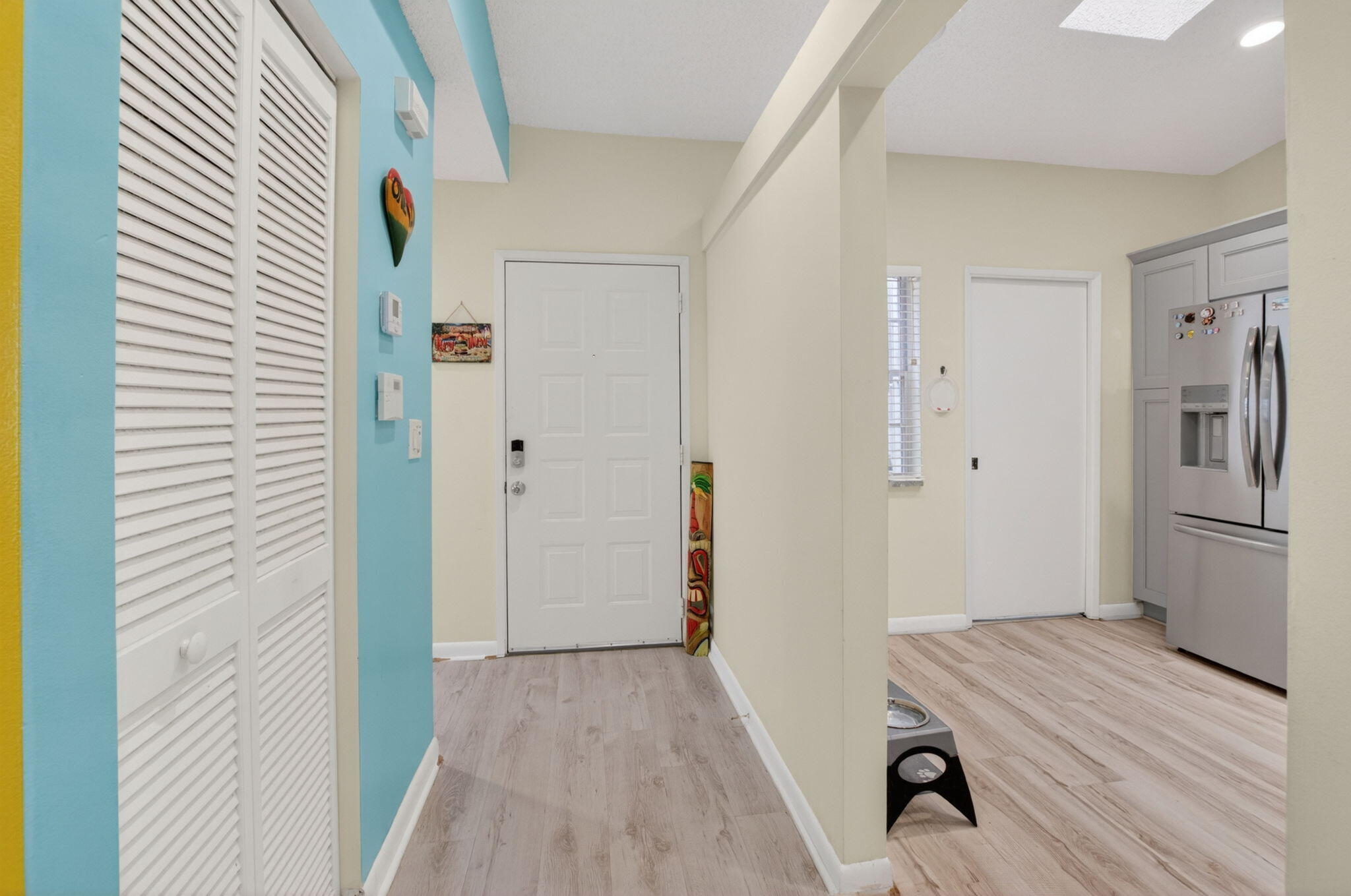 HUNTINGTON POINTE - Residential
